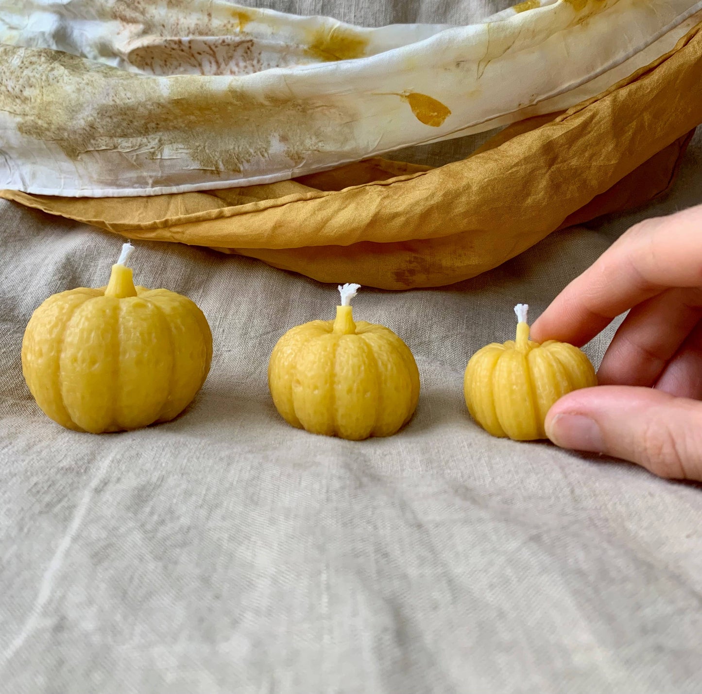 100% Beeswax Candles - Fall Pumpkins (small textured)