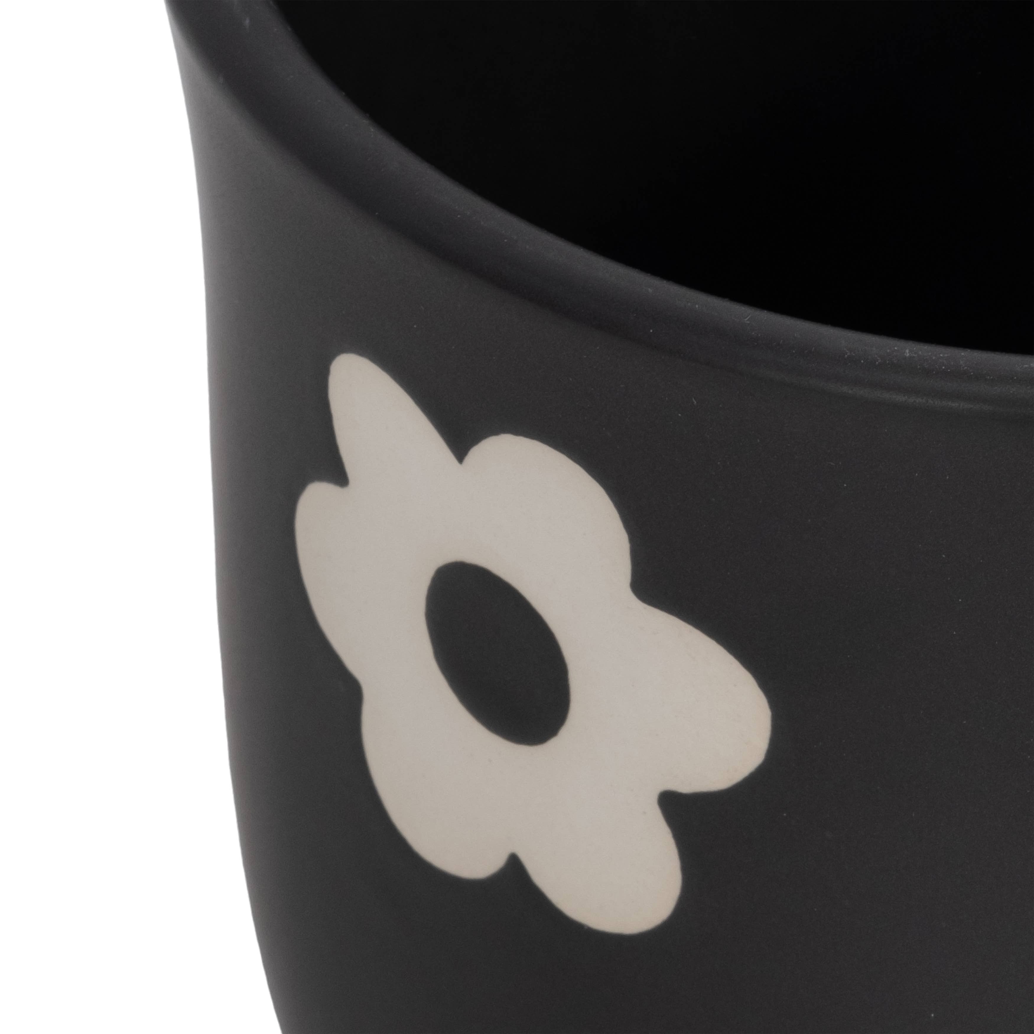Black/White Ceramic Raised Flower Power