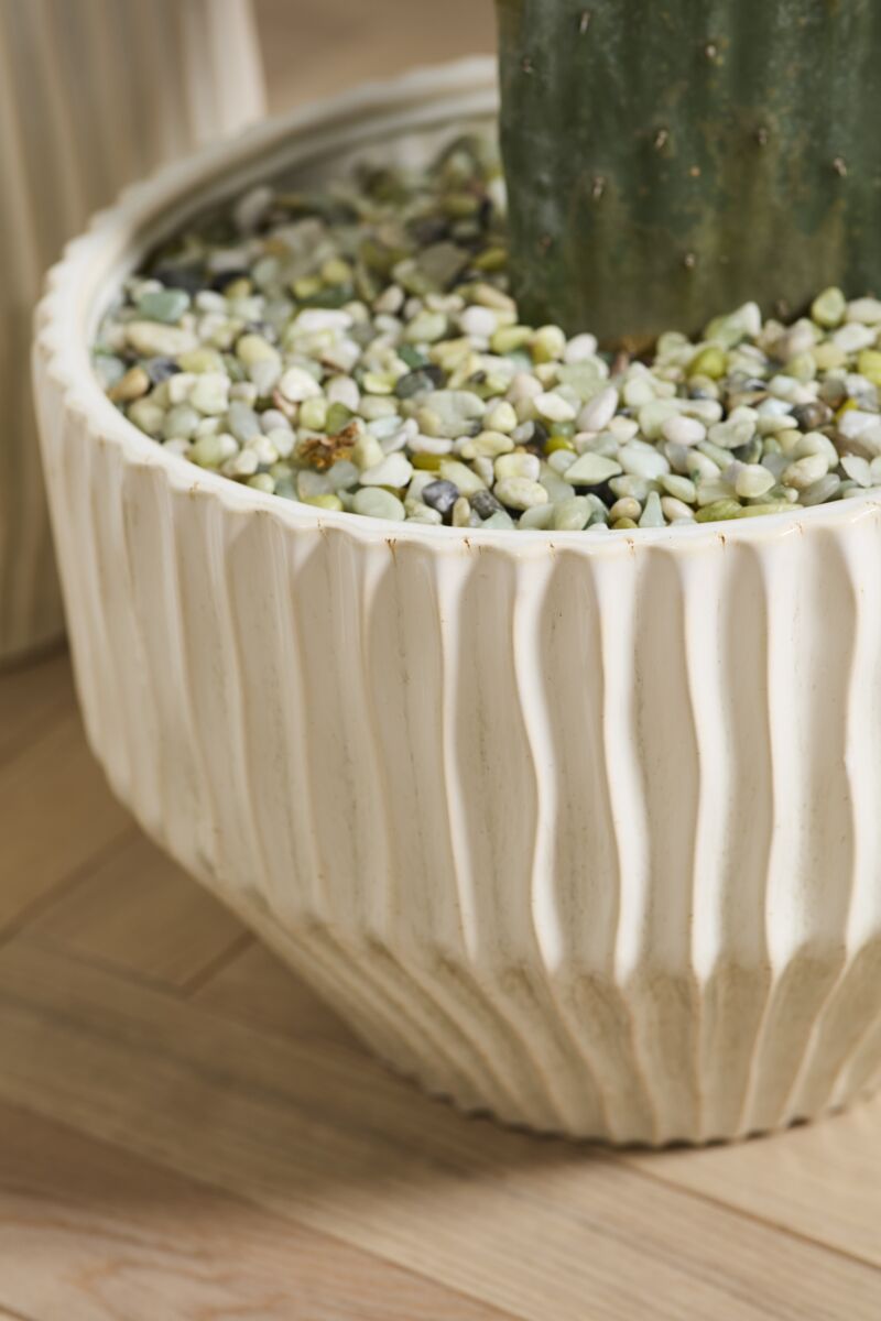 Cameron Pot 10”
