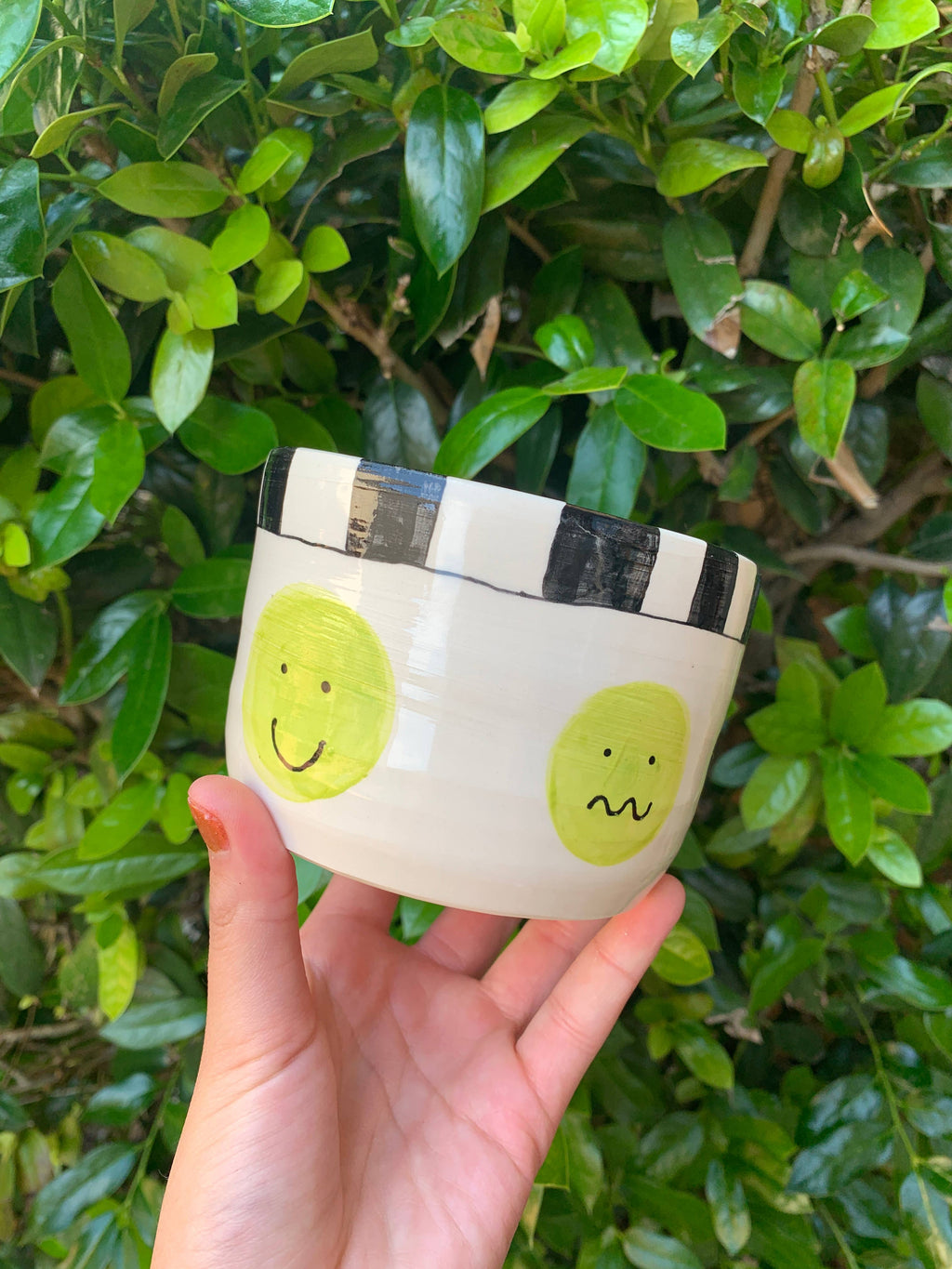 Chartreuse Moody Smiley Planter 4in