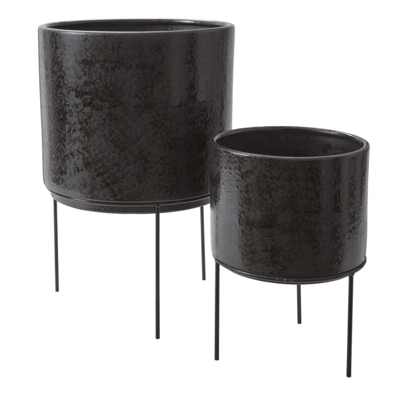 Cantabria pot and stand 15”