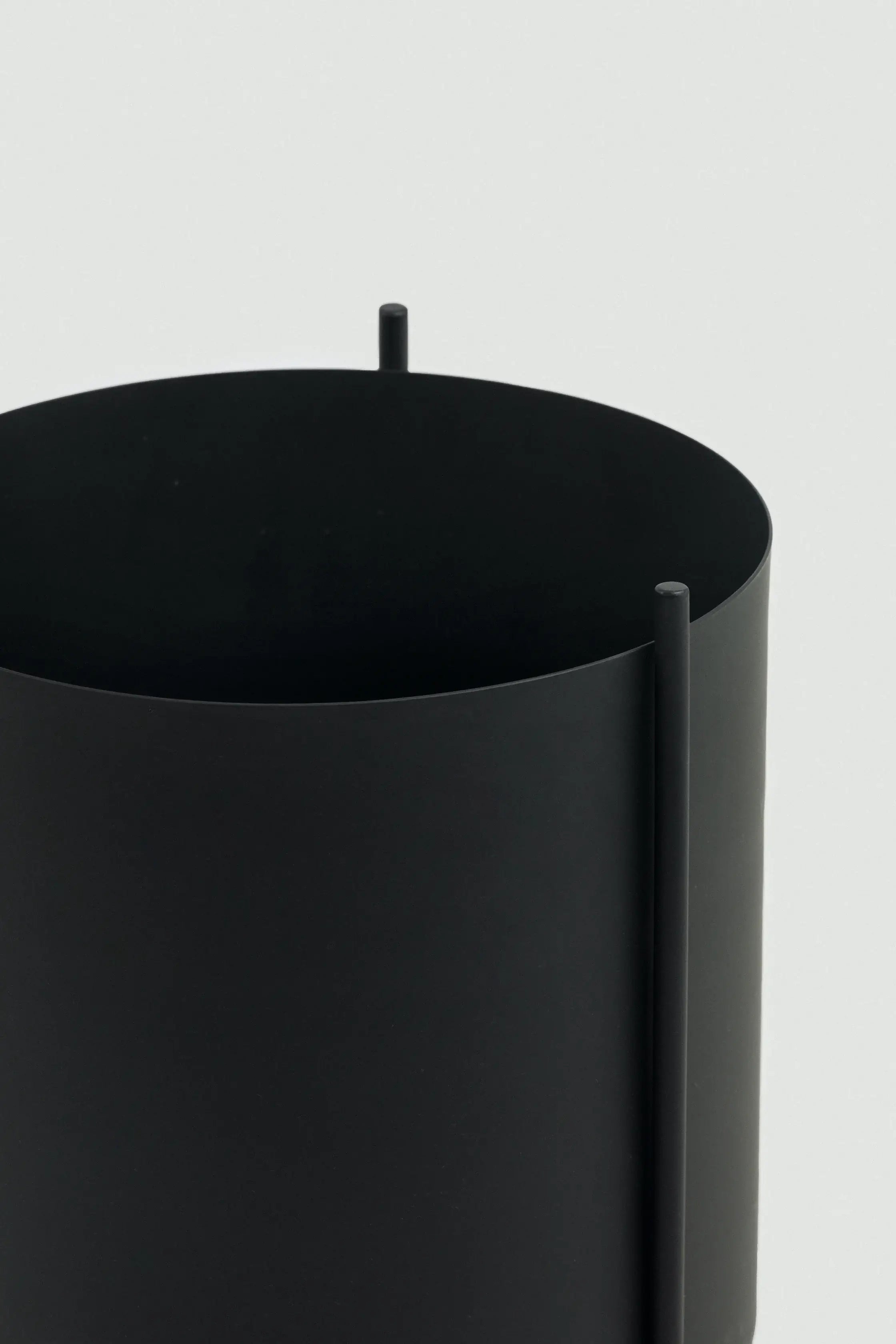 Large Black Botanic Plant Pot with Stand
