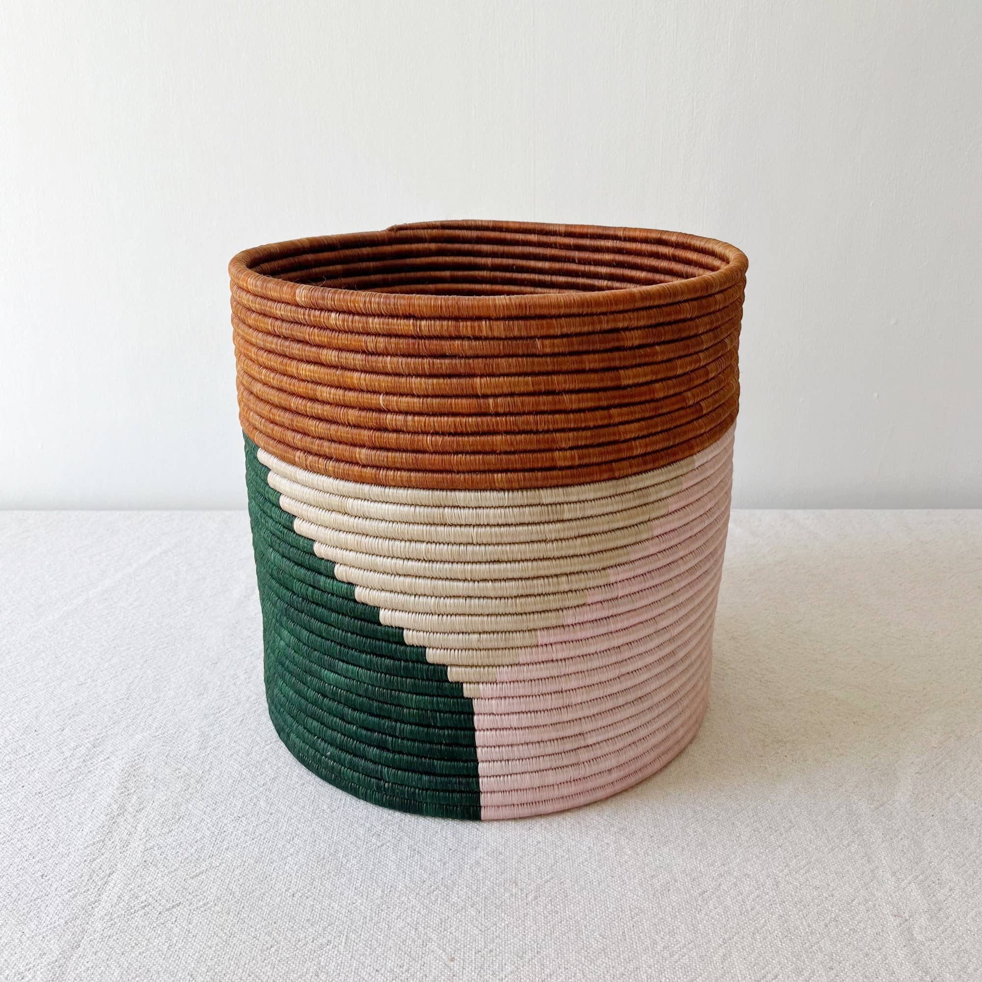 Storage Plant Basket: Shimba
