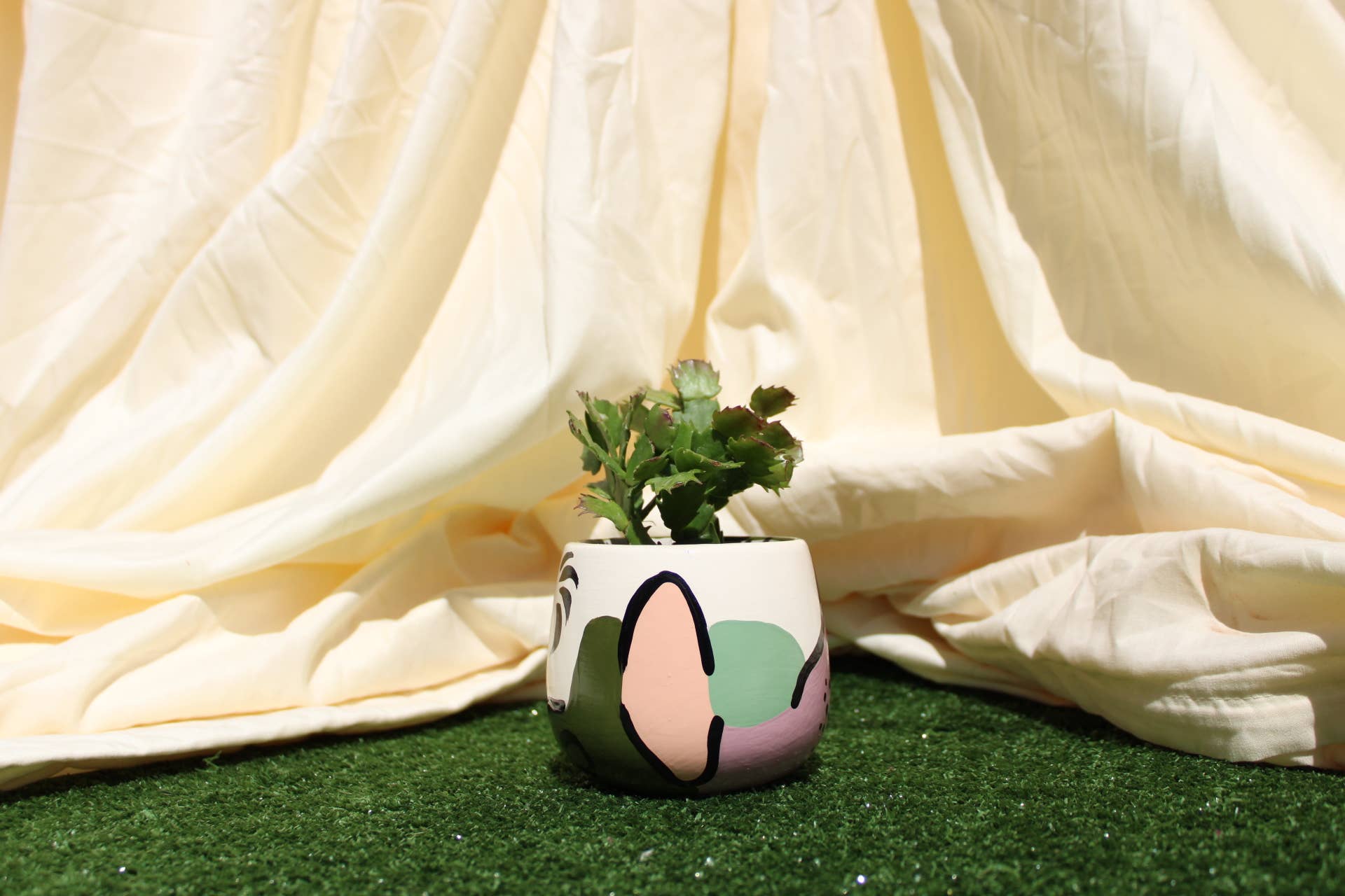 Round Planter Pot | Ceramic | Design-Mega